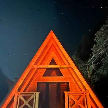 A Frame House Kryvorivnia Σαλέ