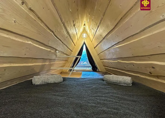 A Frame House Kryvorivnia * Krivorovnya